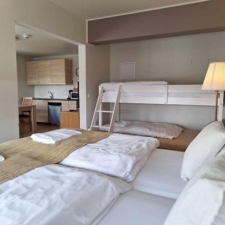 E18 Apartments 아퀴레이리 외부 사진