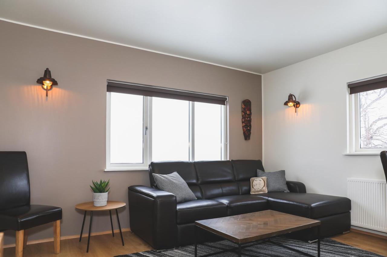E18 Apartments 아퀴레이리 외부 사진