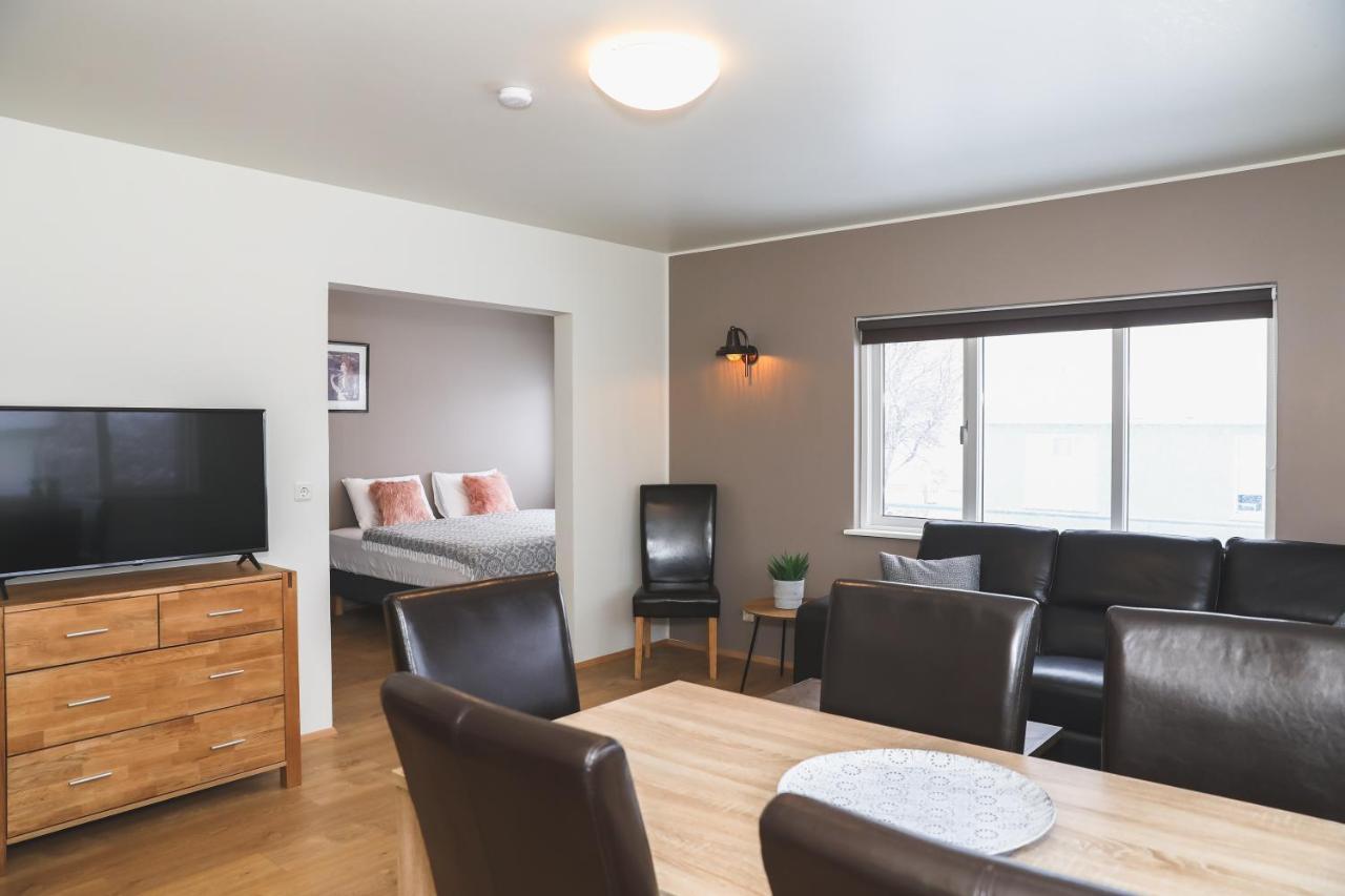 E18 Apartments 아퀴레이리 외부 사진