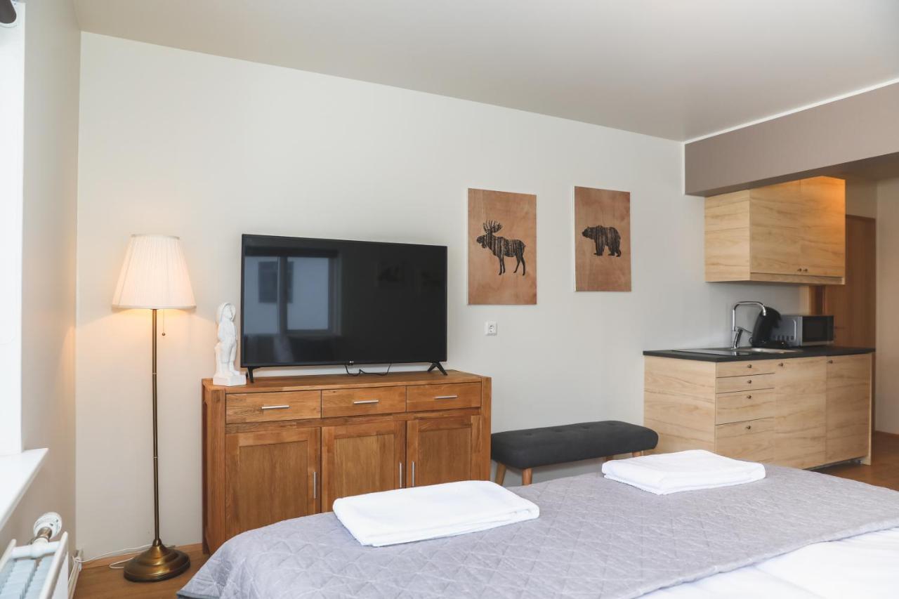 E18 Apartments 아퀴레이리 외부 사진