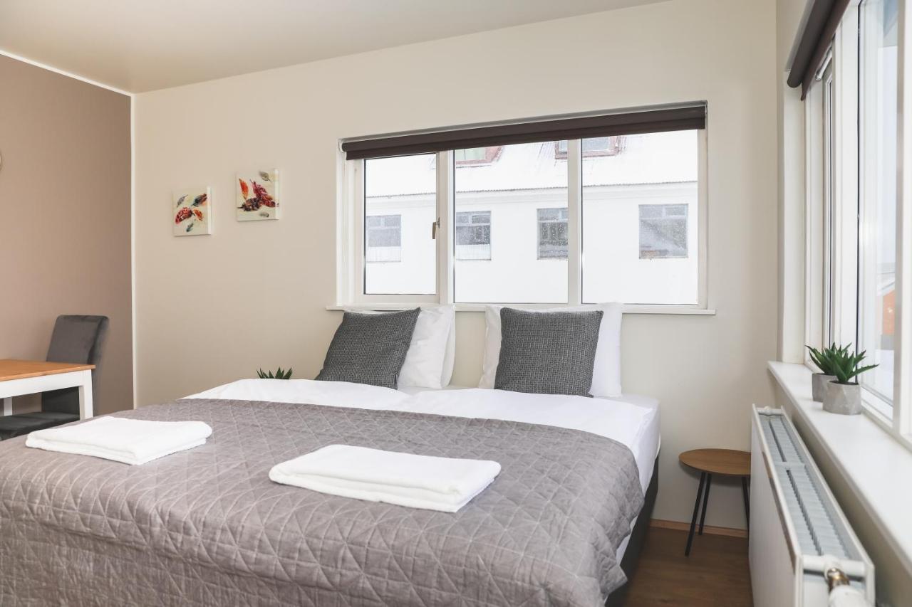 E18 Apartments 아퀴레이리 외부 사진