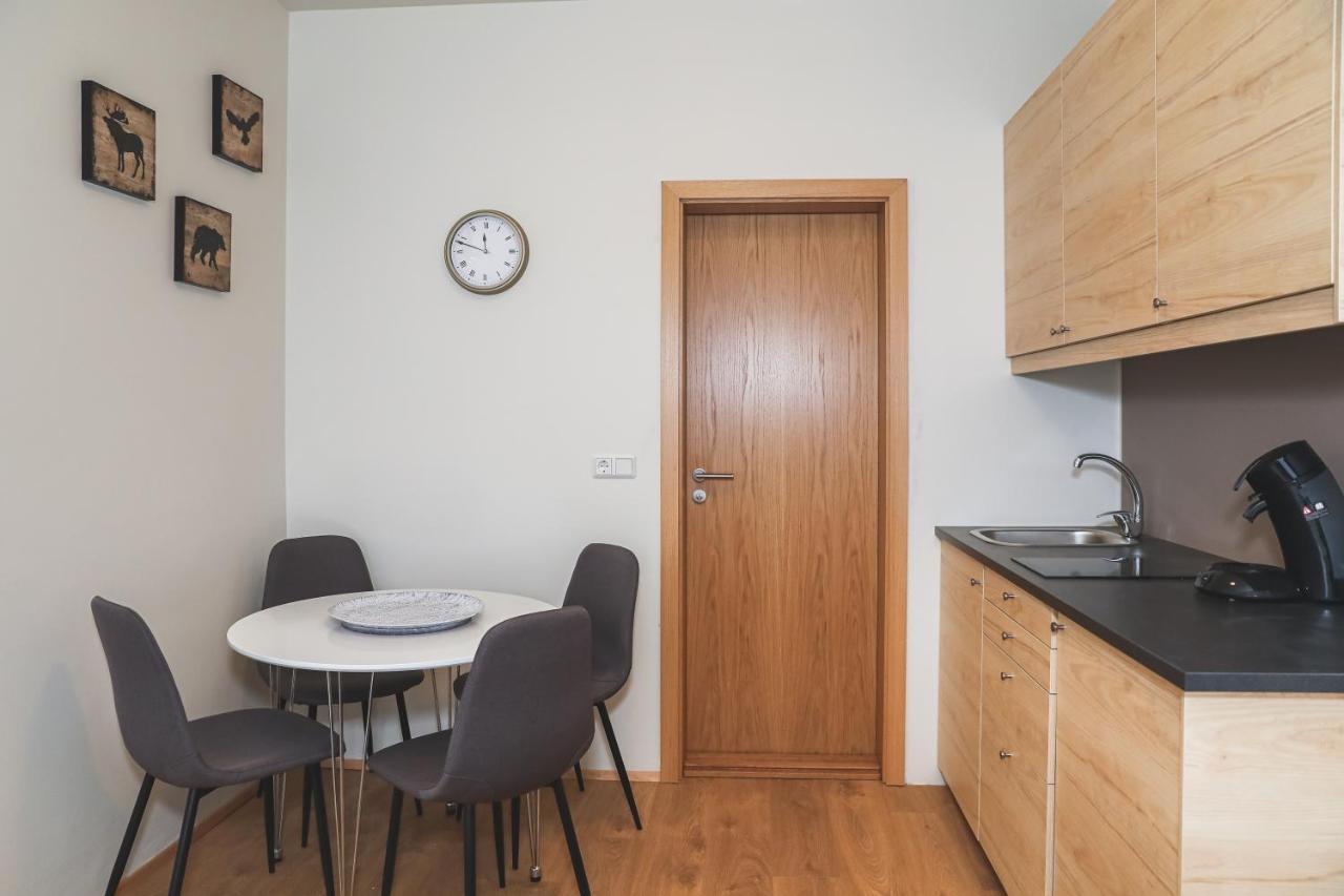 E18 Apartments 아퀴레이리 외부 사진